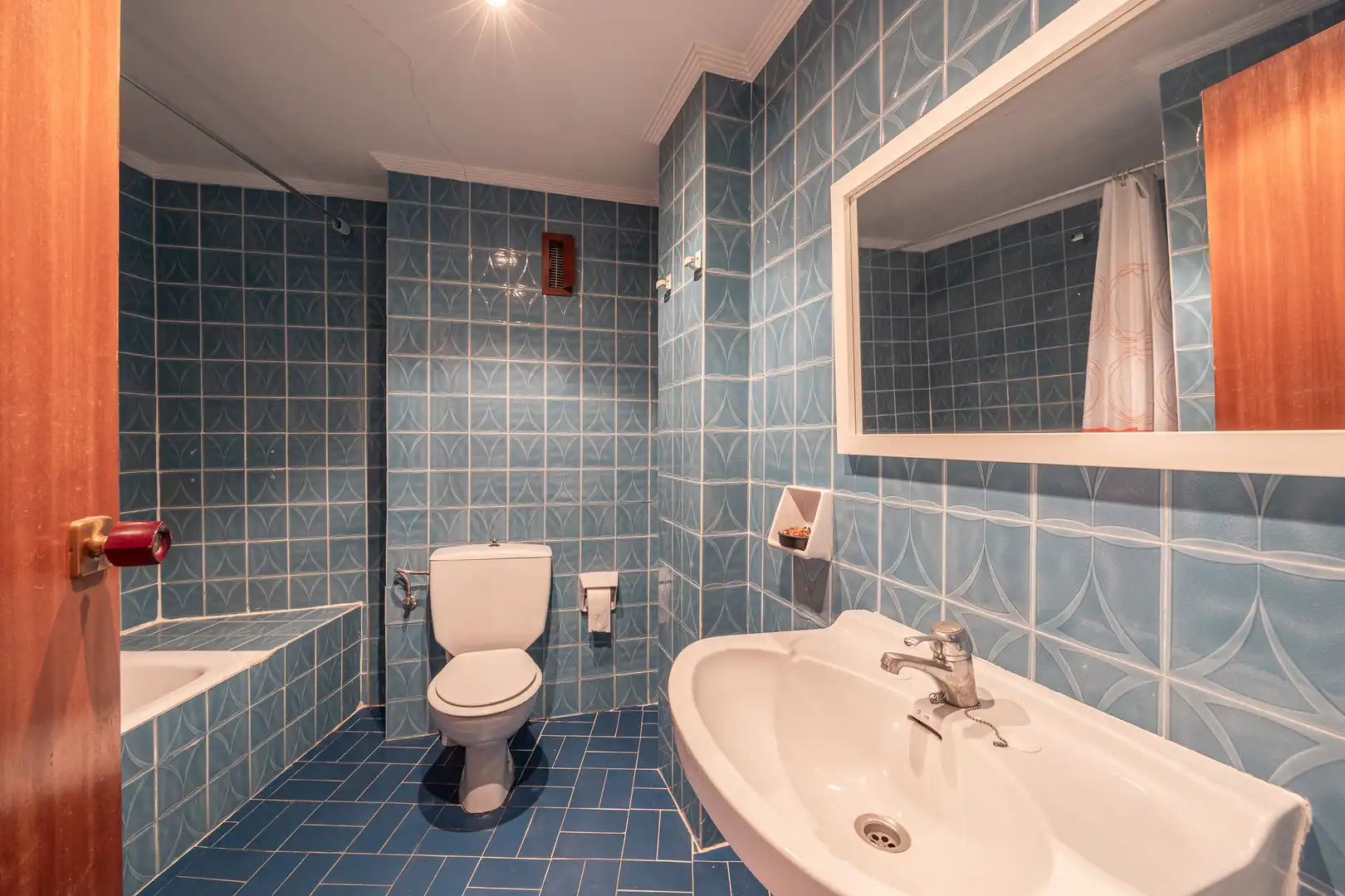 Badezimmer von Wohnung zum Verkauf in Callosa d'en Sarrià mit Abstellraum und Balkon