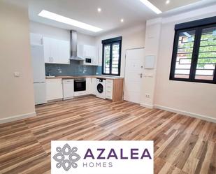 Cuina de Apartament en venda en  Córdoba Capital amb Aire condicionat i Calefacció
