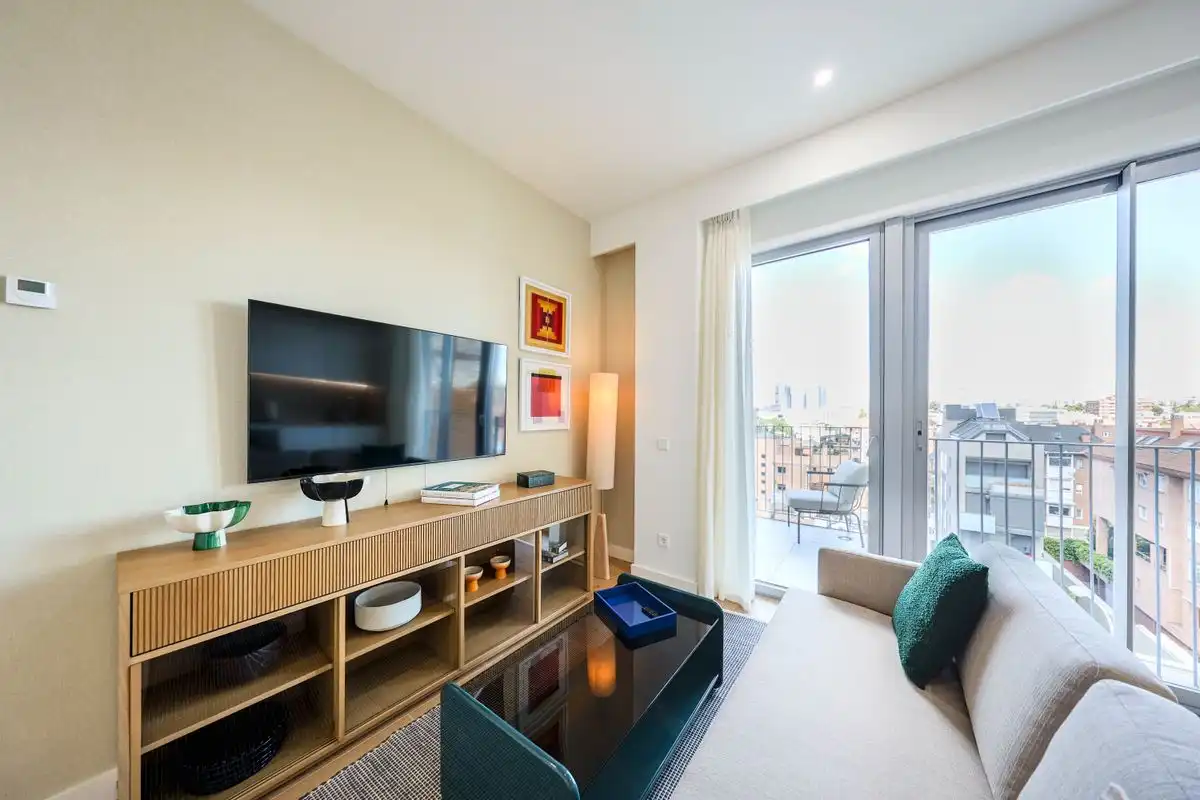 Piso con terraza en venta en C. de José Silva, imagen 2