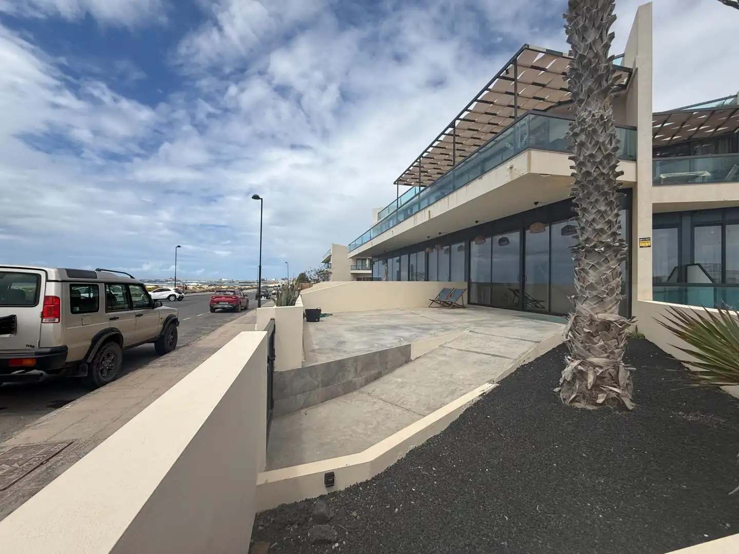 Vista exterior de Apartament en venda en La Oliva amb Terrassa, Balcó i Piscina comunitària