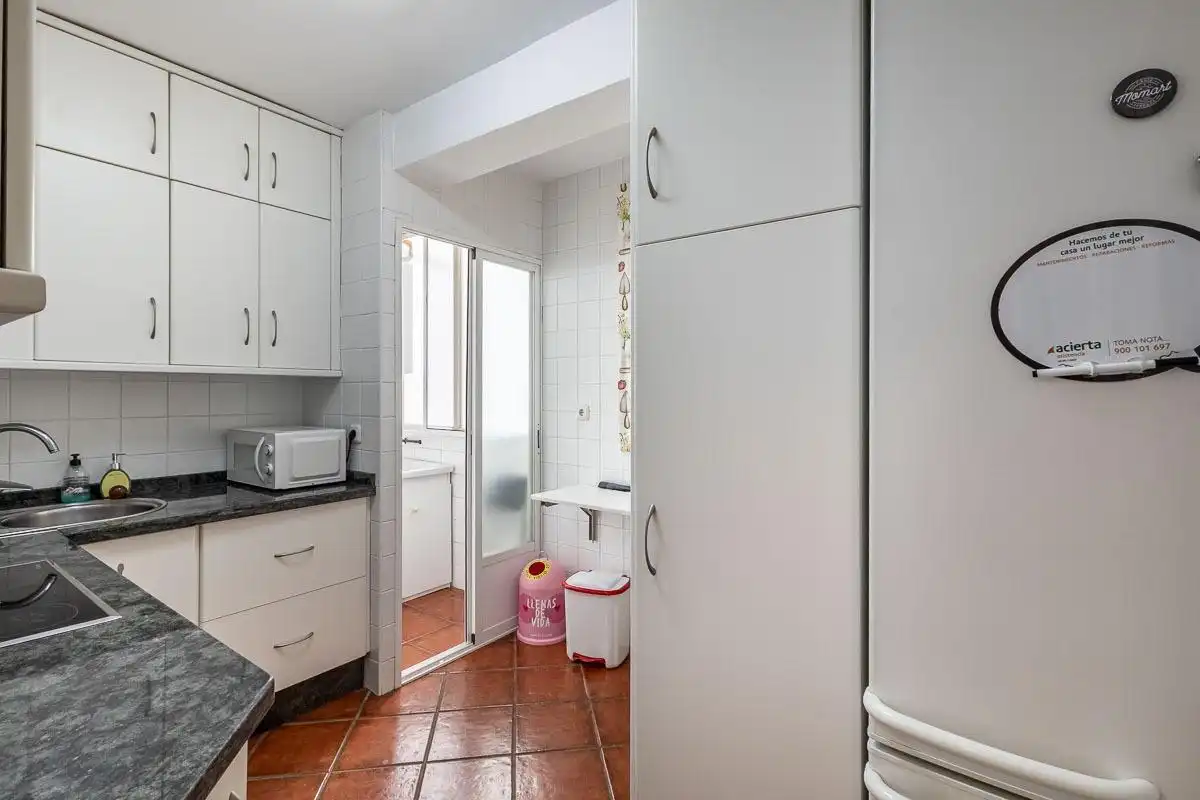 Flat with lift to rent in Genil, imagen 9