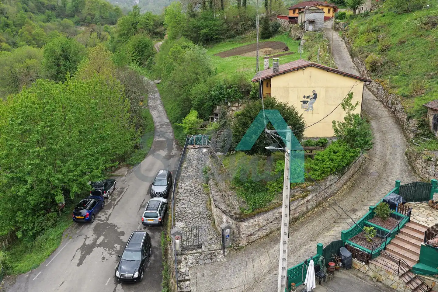 Vista exterior de Casa o chalet en venta en Quirós con Calefacción, Jardín privado y Terraza