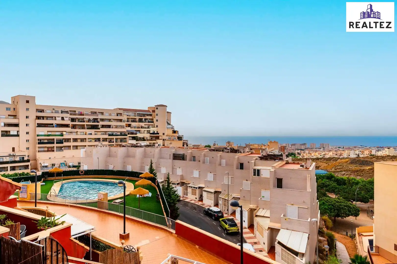 Vista exterior de Piso en venta en Roquetas de Mar con Aire acondicionado, Terraza y Amueblado