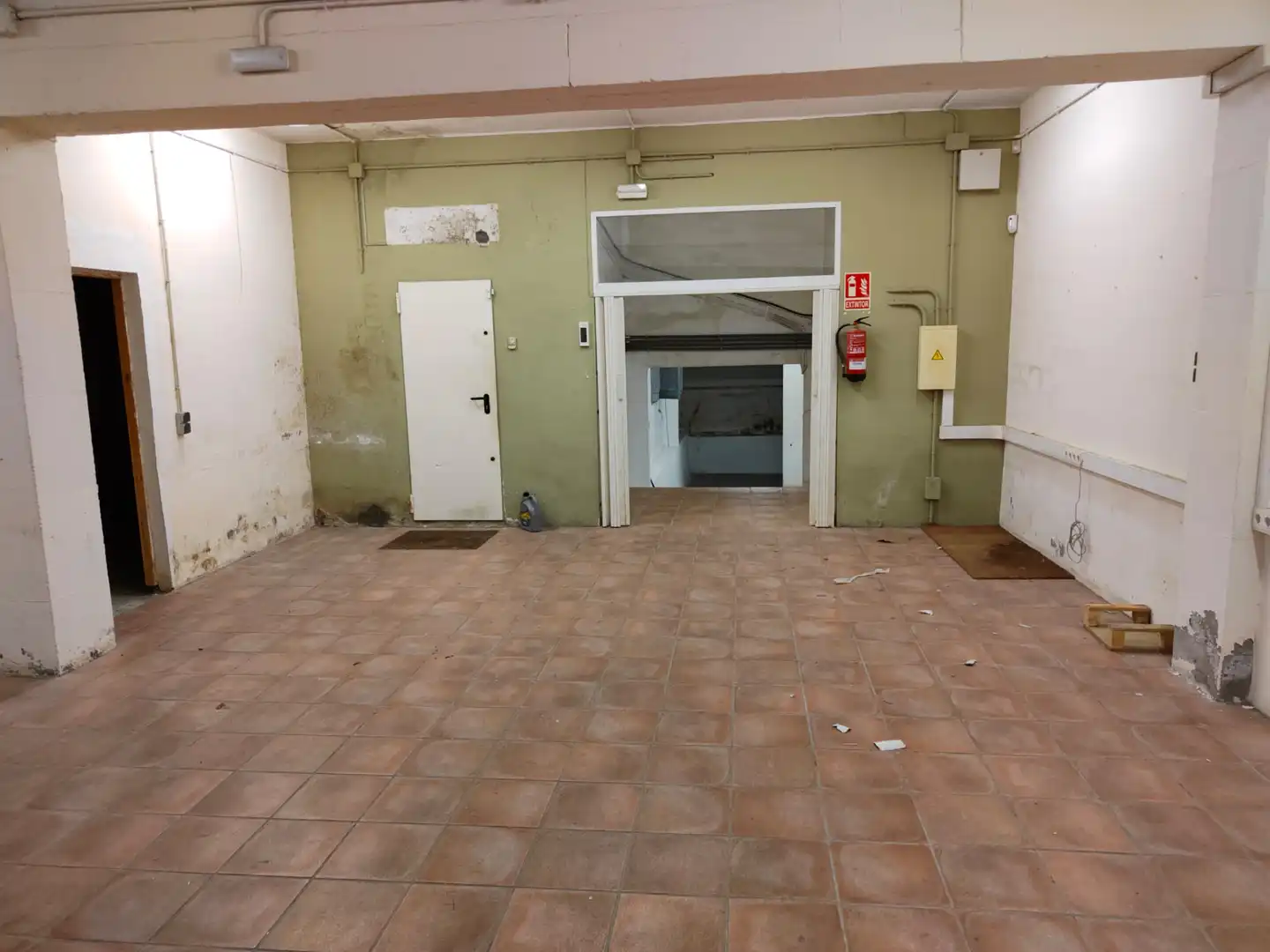 Geschaftsraum zum Verkauf in Reus mit Alarm