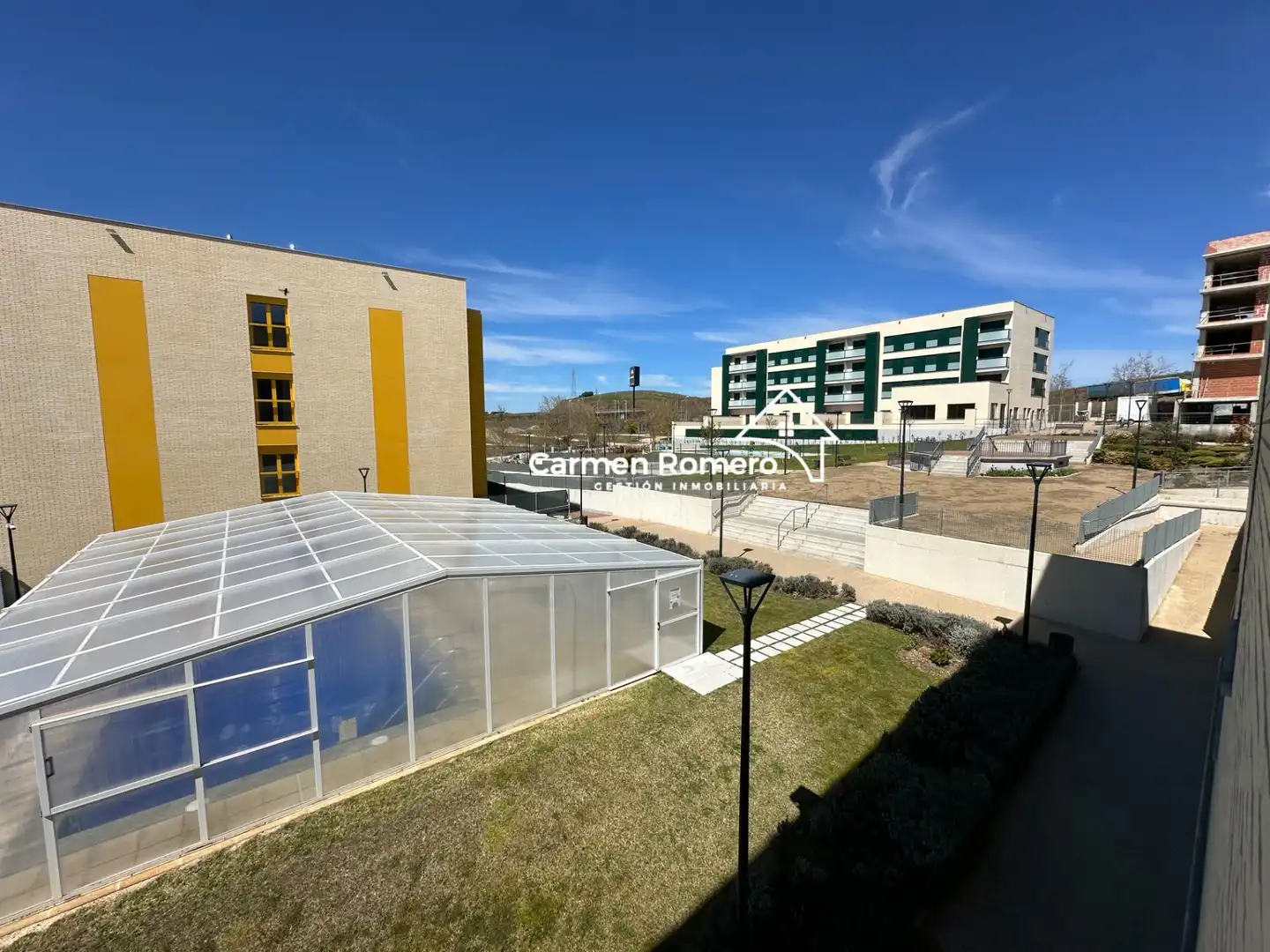 Vista exterior de Apartamento en venta en Salamanca con Calefacción, Jardín privado y Balcón
