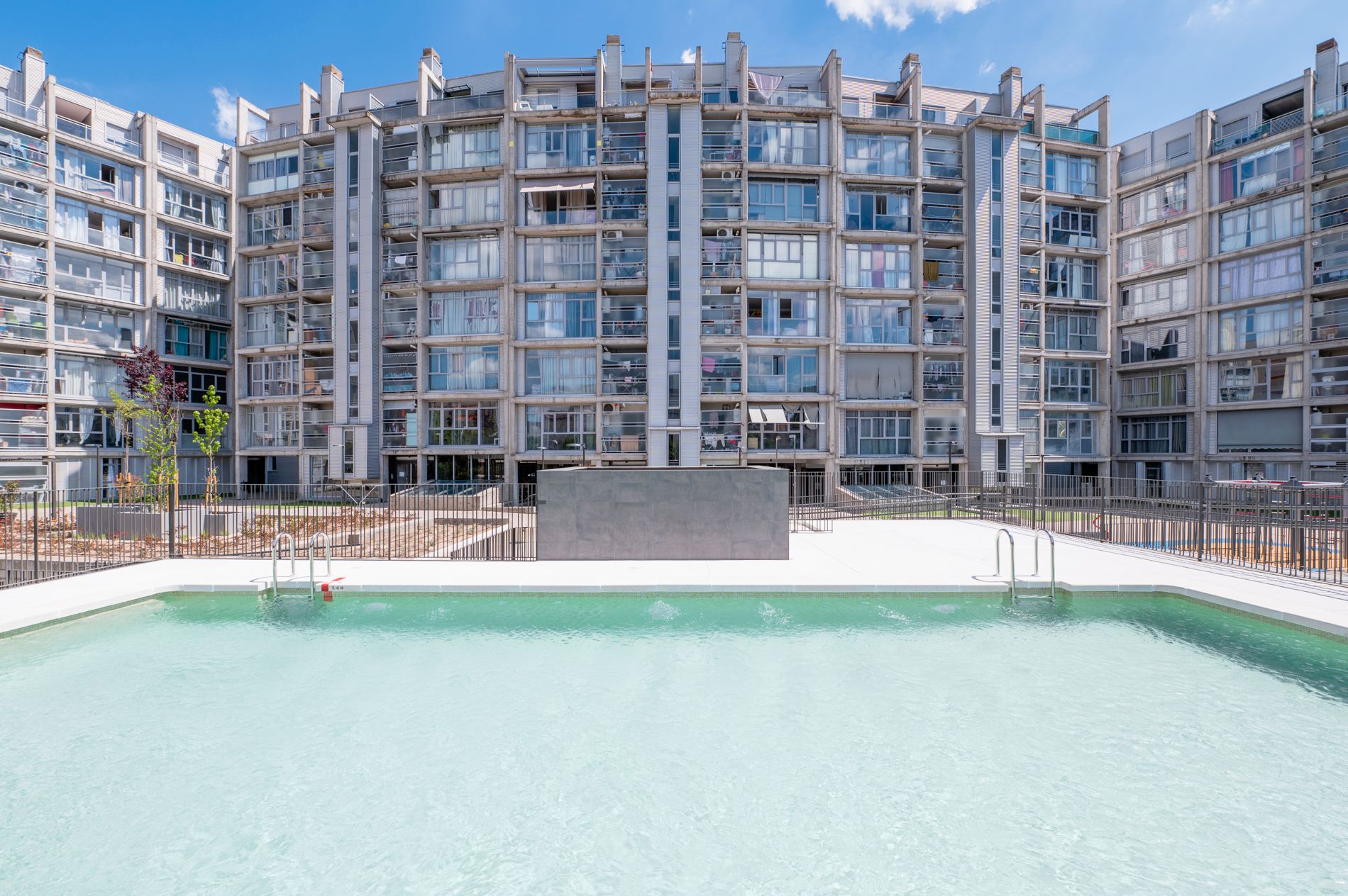 Swimming pool of Flat to rent in  Madrid Capital  with Parquet flooring, Terrace and Storage room