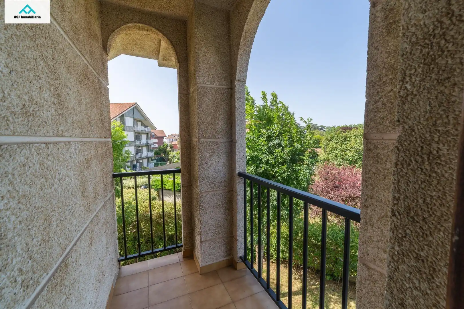 Balcony of Flat for sale in Noja  with Heating, Private garden and Terrace