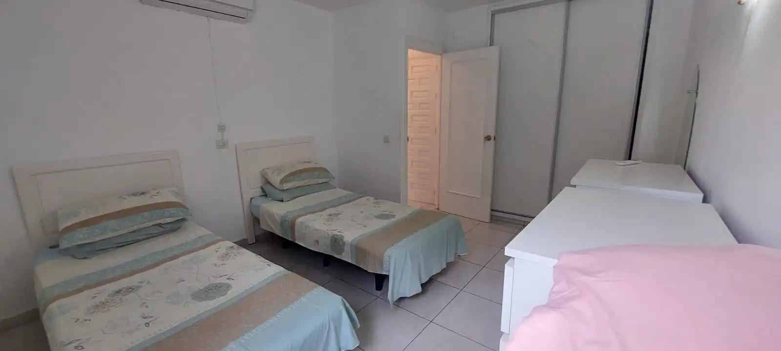 Bedroom of Apartments for sale in Benalmádena  with Air Conditioner, Terrace and Furnished