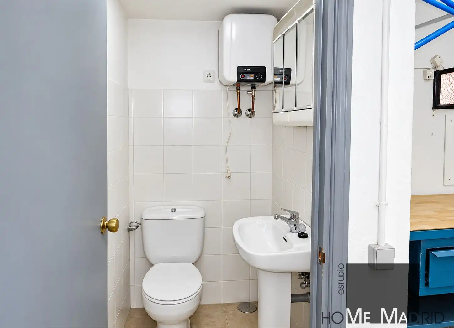 Badezimmer von Geschaftsraum zur Miete in Ciudad Lineal