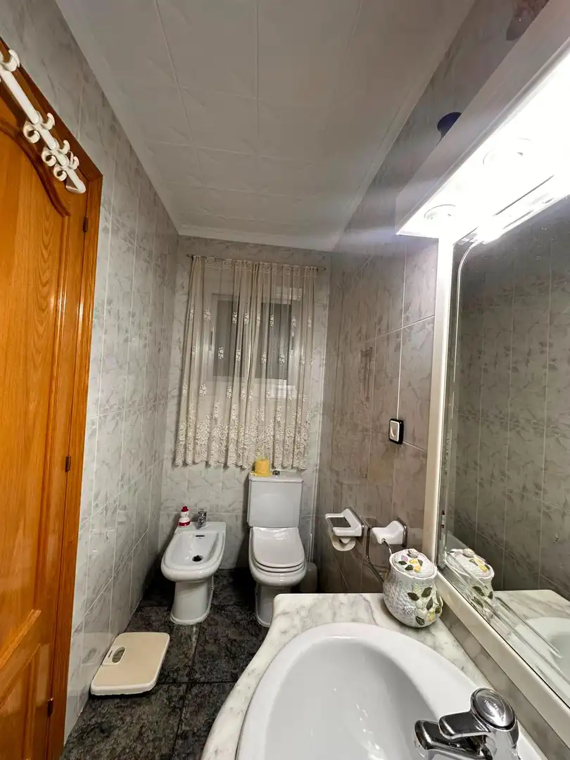 Baño de Piso en venta en Sabadell con Aire acondicionado, Calefacción y Balcón