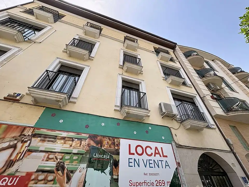Vista exterior de Piso en venta en Pinos Puente con Aire acondicionado y Calefacción