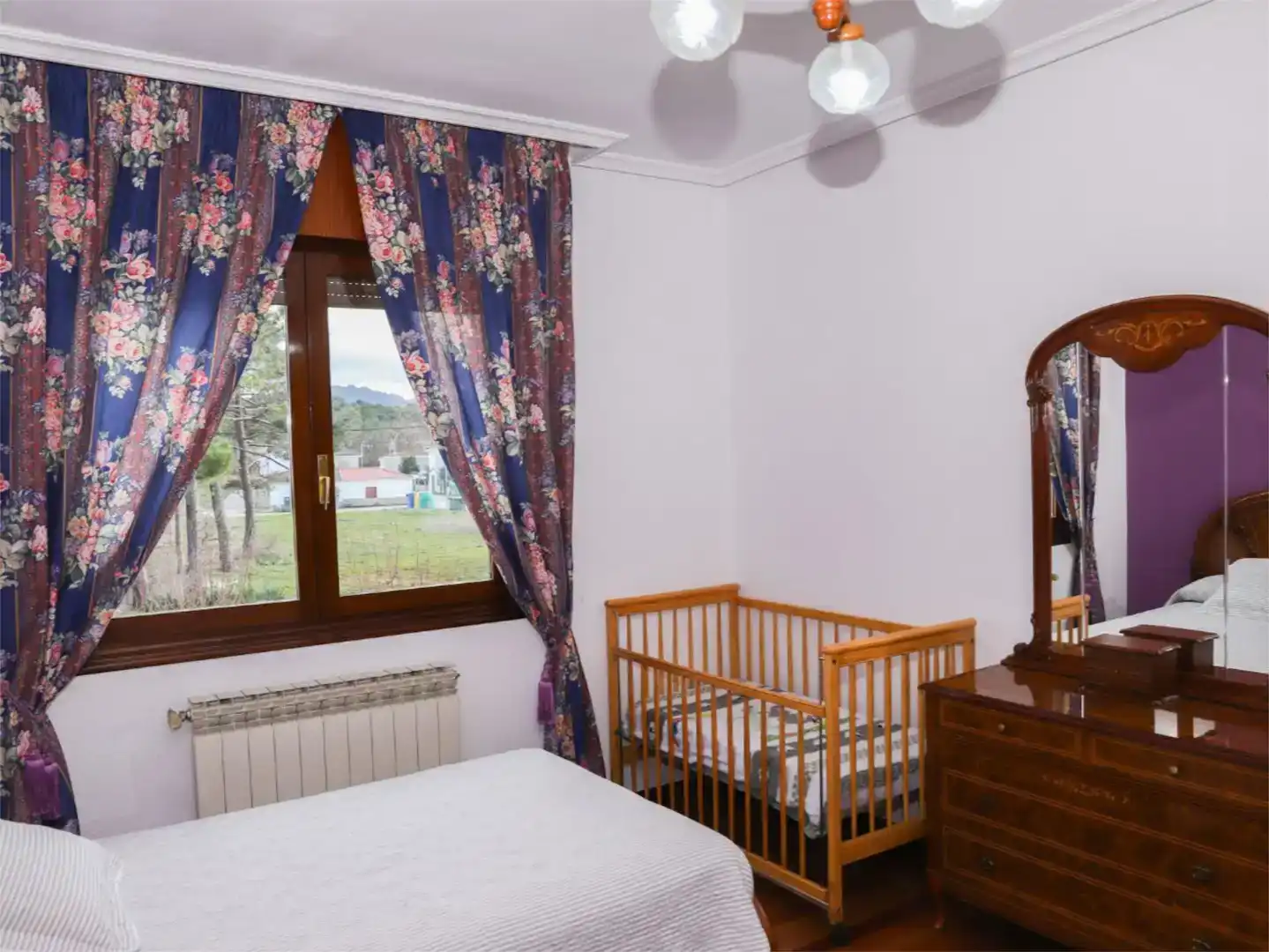 Habitación de Casa o chalet en venta en Trespaderne, Burgos