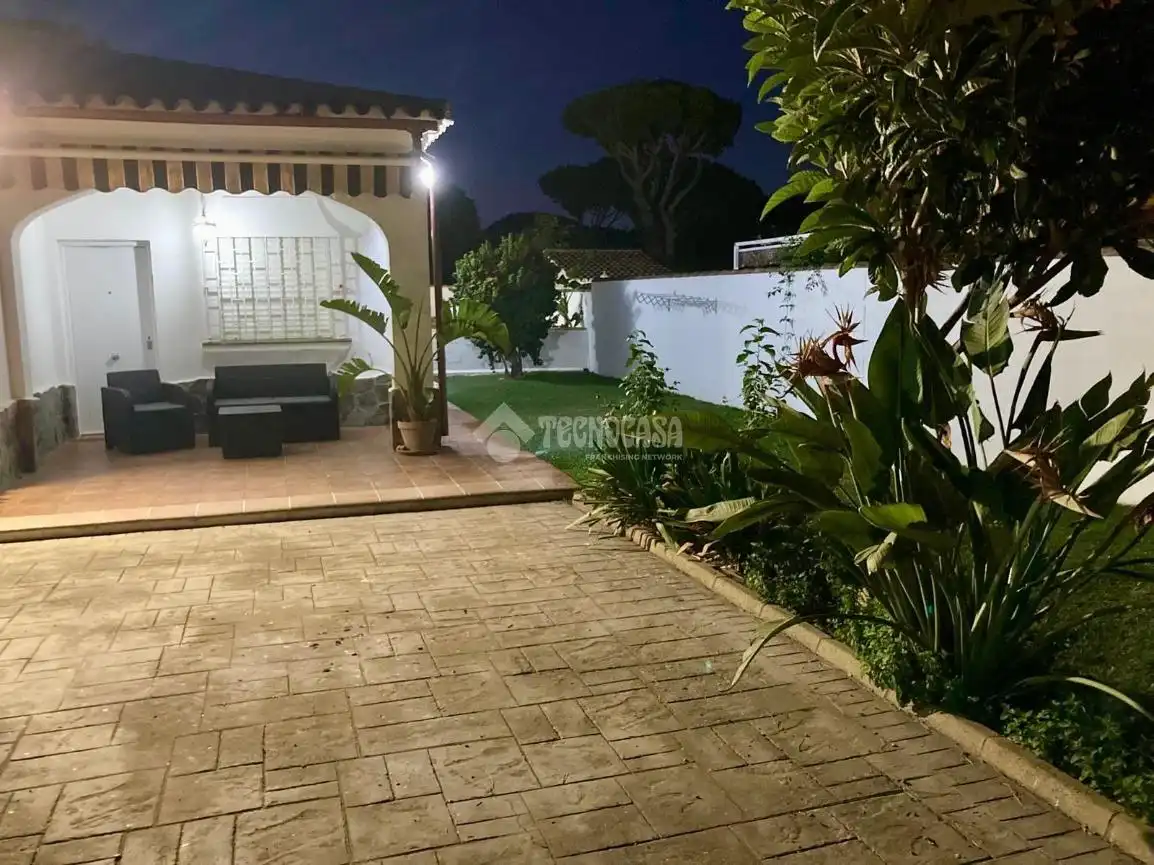 Jardí de Casa o xalet en venda en Chiclana de la Frontera