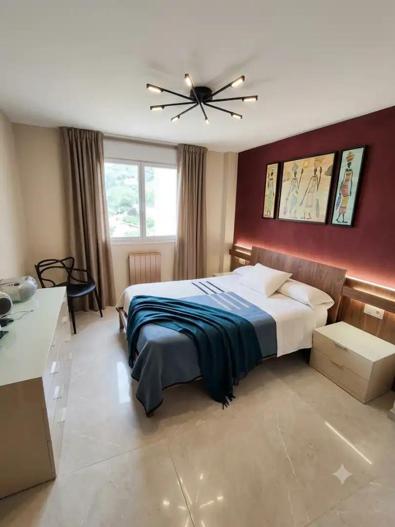 Dormitori de Casa adosada en venda en Torrecilla En Cameros amb Calefacció, Parquet i Terrassa