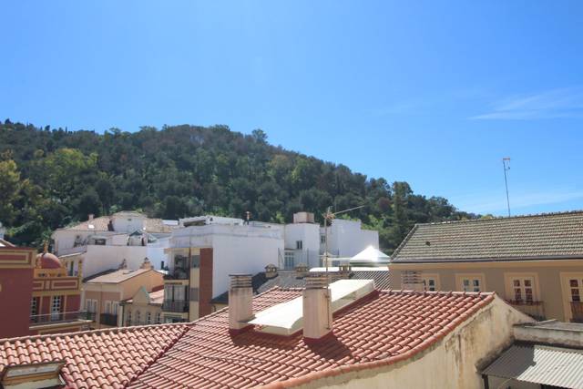 Piso en Alquiler en VICTORIA, 96 en La Victoria