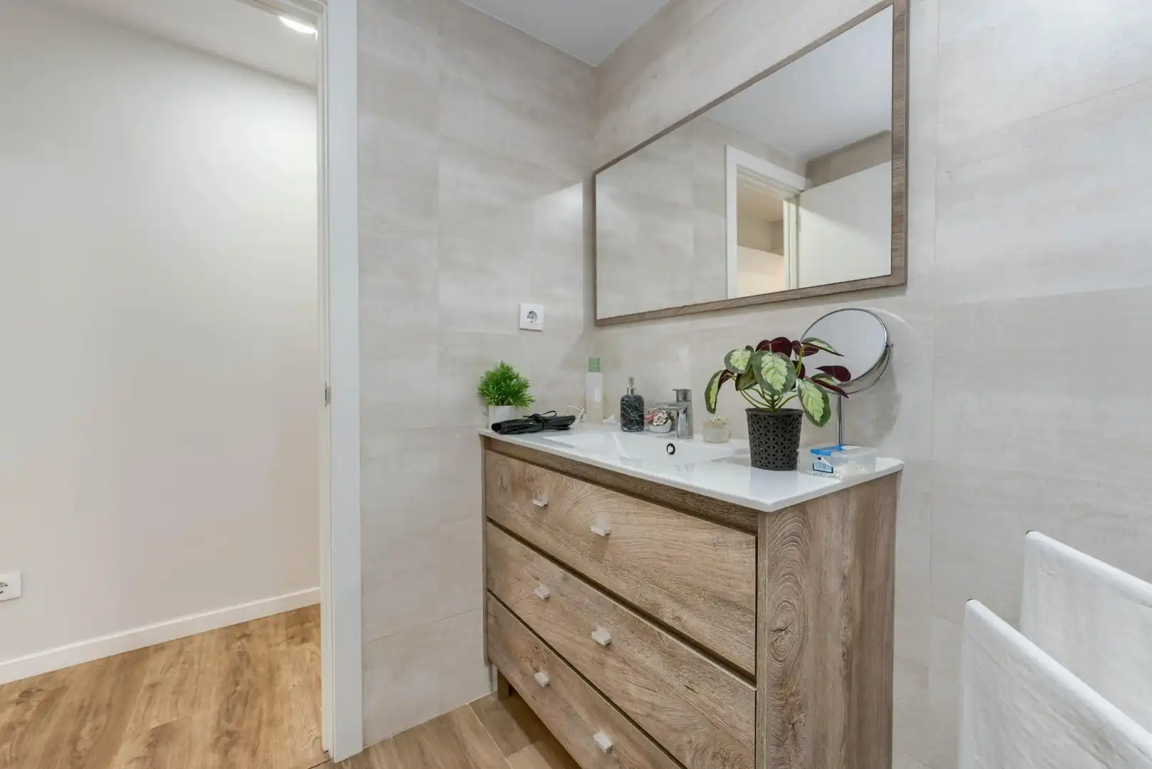 Baño de Piso en venta en Mairena del Aljarafe con Aire acondicionado