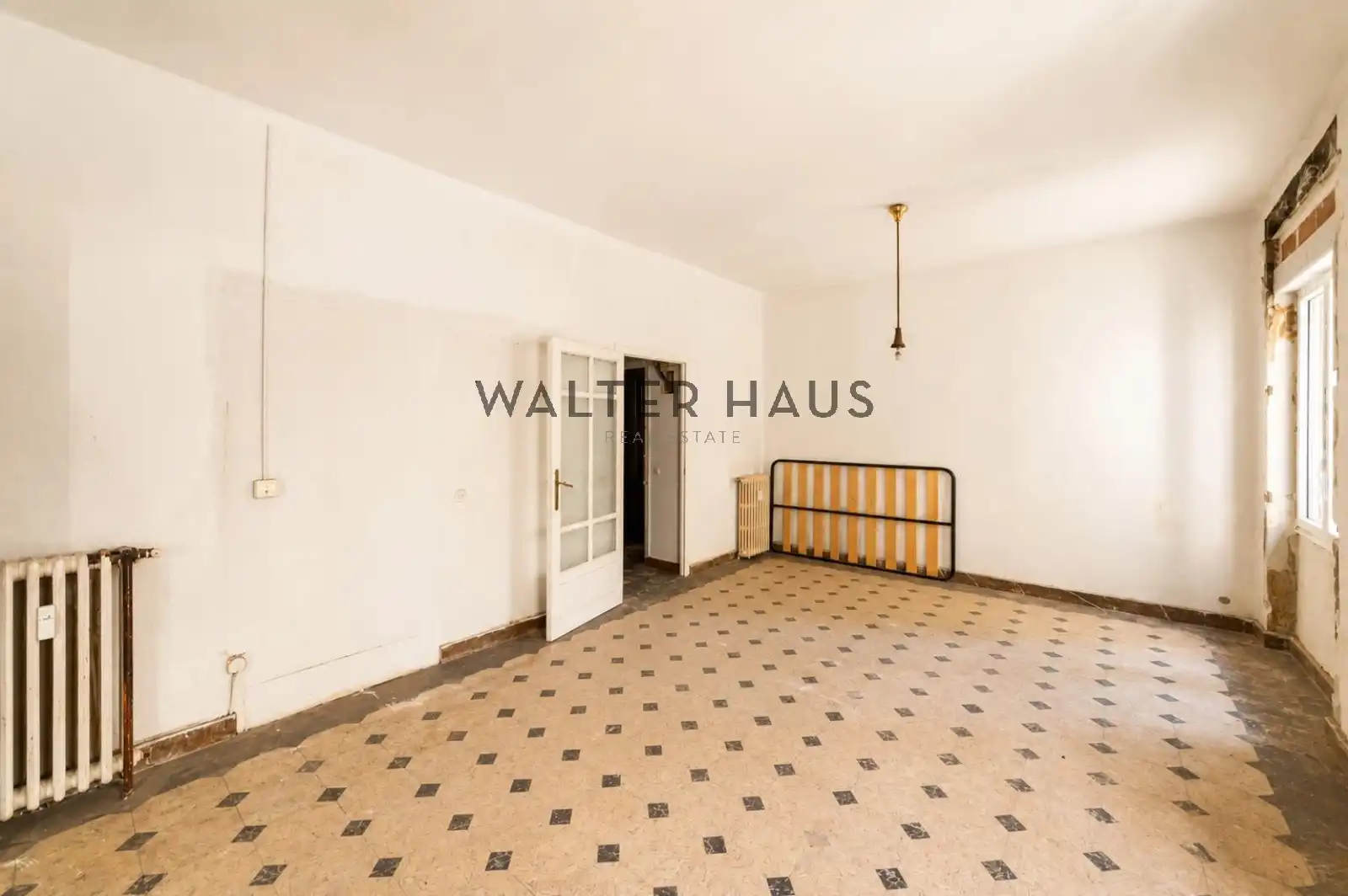 Flat for sale in Madrid  with Storage room