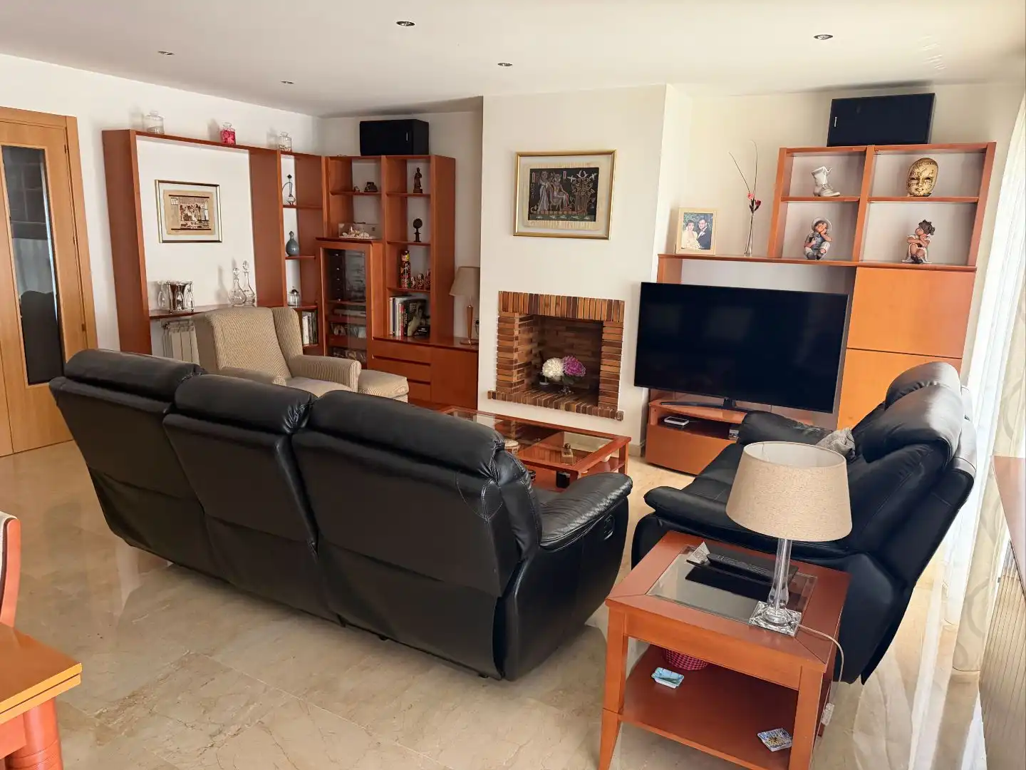 Sala d'estar de Casa o xalet en venda en Montserrat - Parque Empresarial