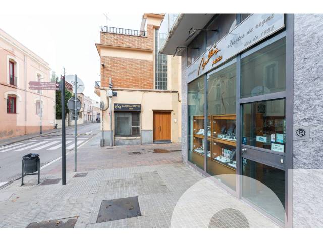 Local comercial en Alquiler en Josep Torras i Bages, 18 en Centre