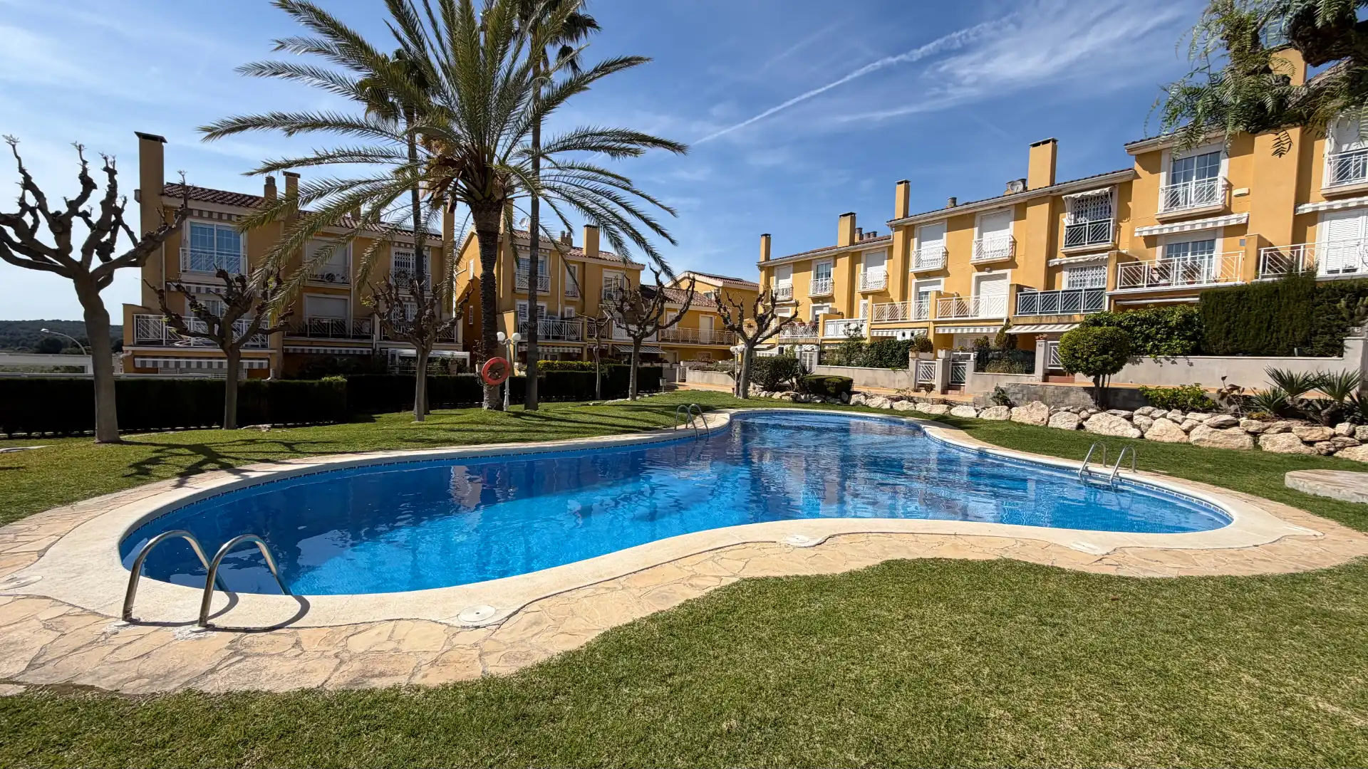 Piscina de Casa adosada en venta en Altafulla con Aire acondicionado, Terraza y Trastero