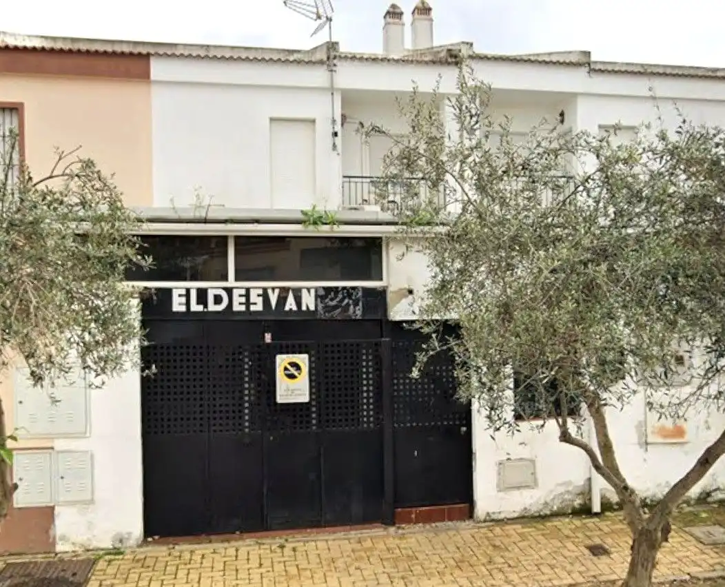 Haus zum Verkauf in Calle Rosalia de Castro
