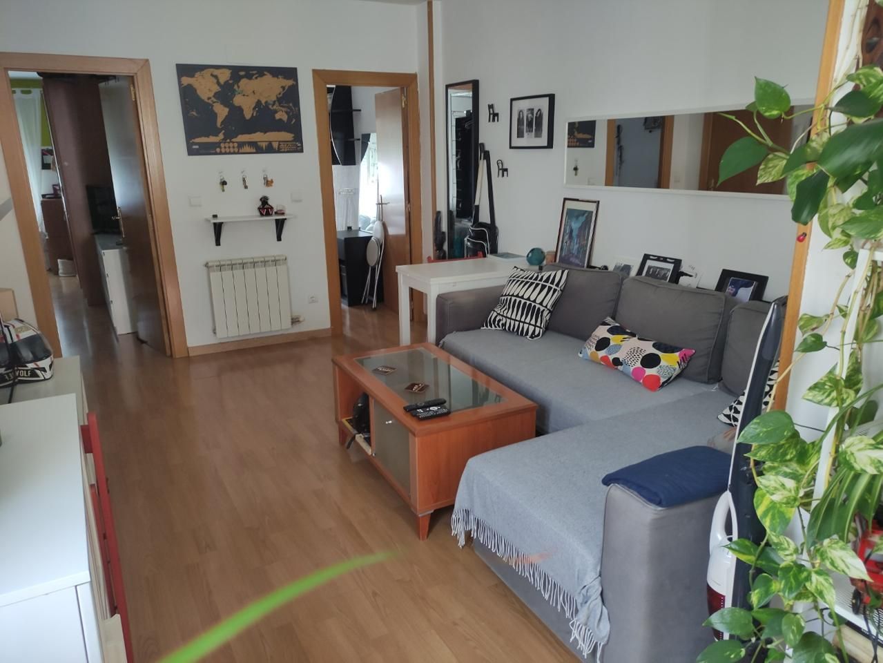 Sala d'estar de Pis en venda en  Zaragoza Capital amb Calefacció i Moblat