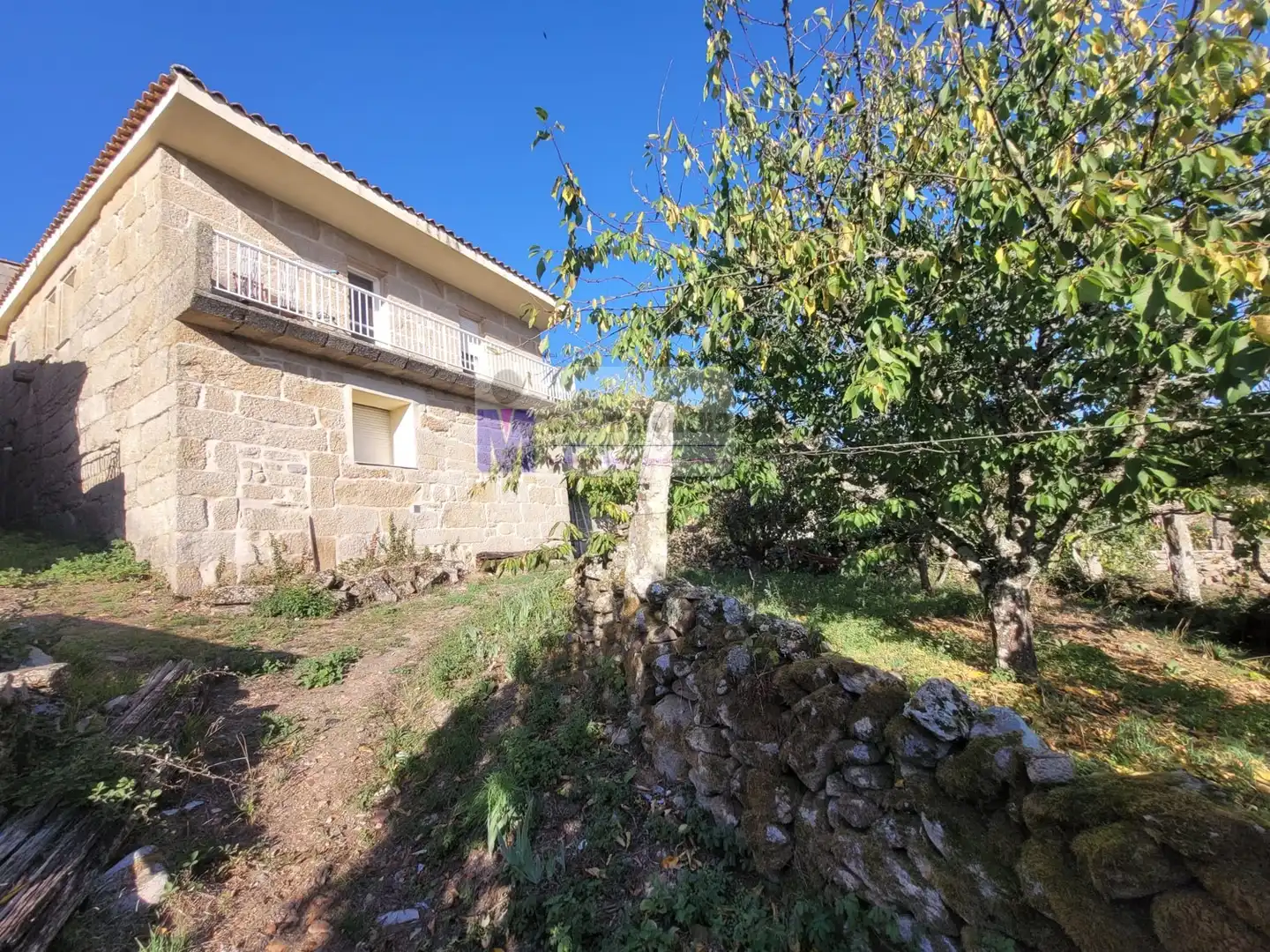 Maison mitoyenne avec terrasse à louer à Rúa Santo Estevo 2