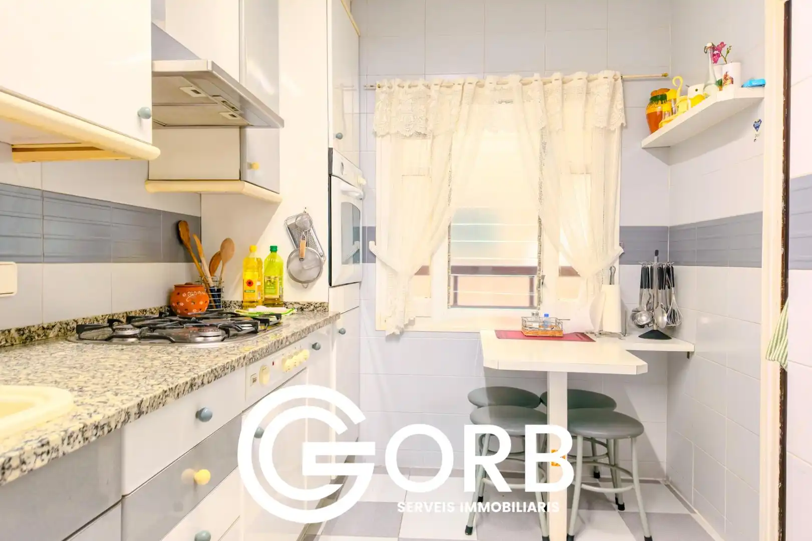 Cocina de Piso en venta en Mataró con Calefacción, Terraza y Balcón