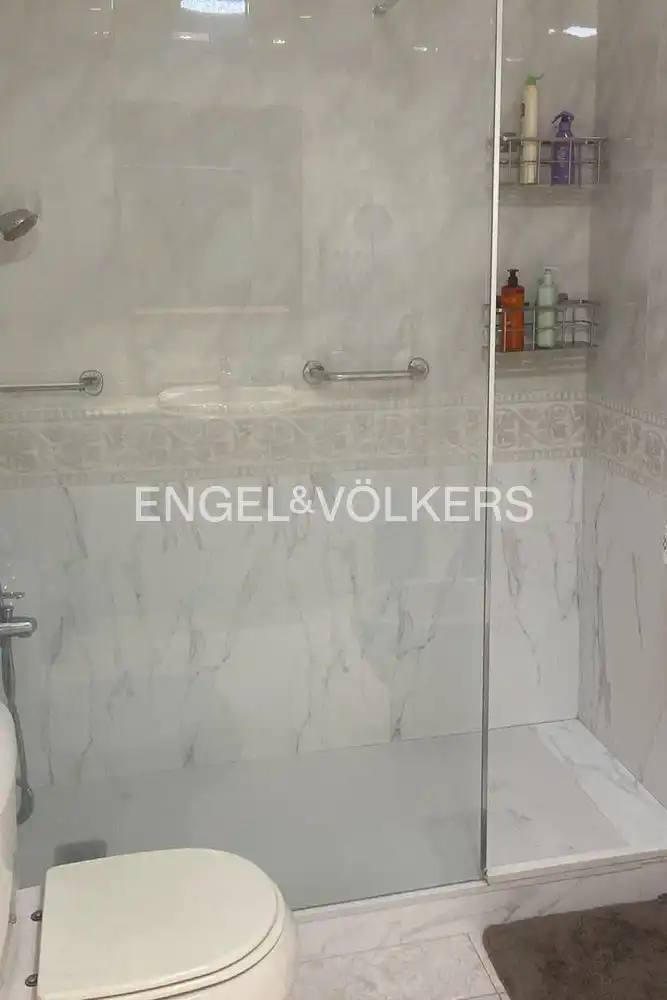 Baño de Casa o chalet de alquiler en Valencia con Aire acondicionado, Calefacción y Terraza