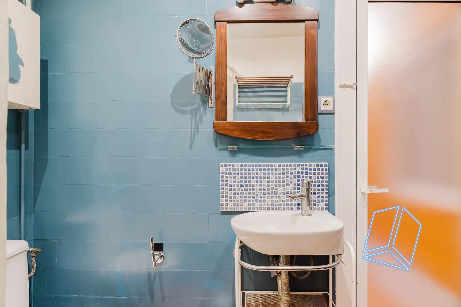 Baño de Planta baja en venta en L'Hospitalet de Llobregat con Terraza