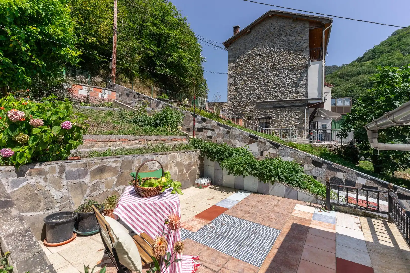 Terrasse von Haus oder Chalet zum Verkauf in Mieres (Asturias) mit Heizung, Privatgarten und Terrasse