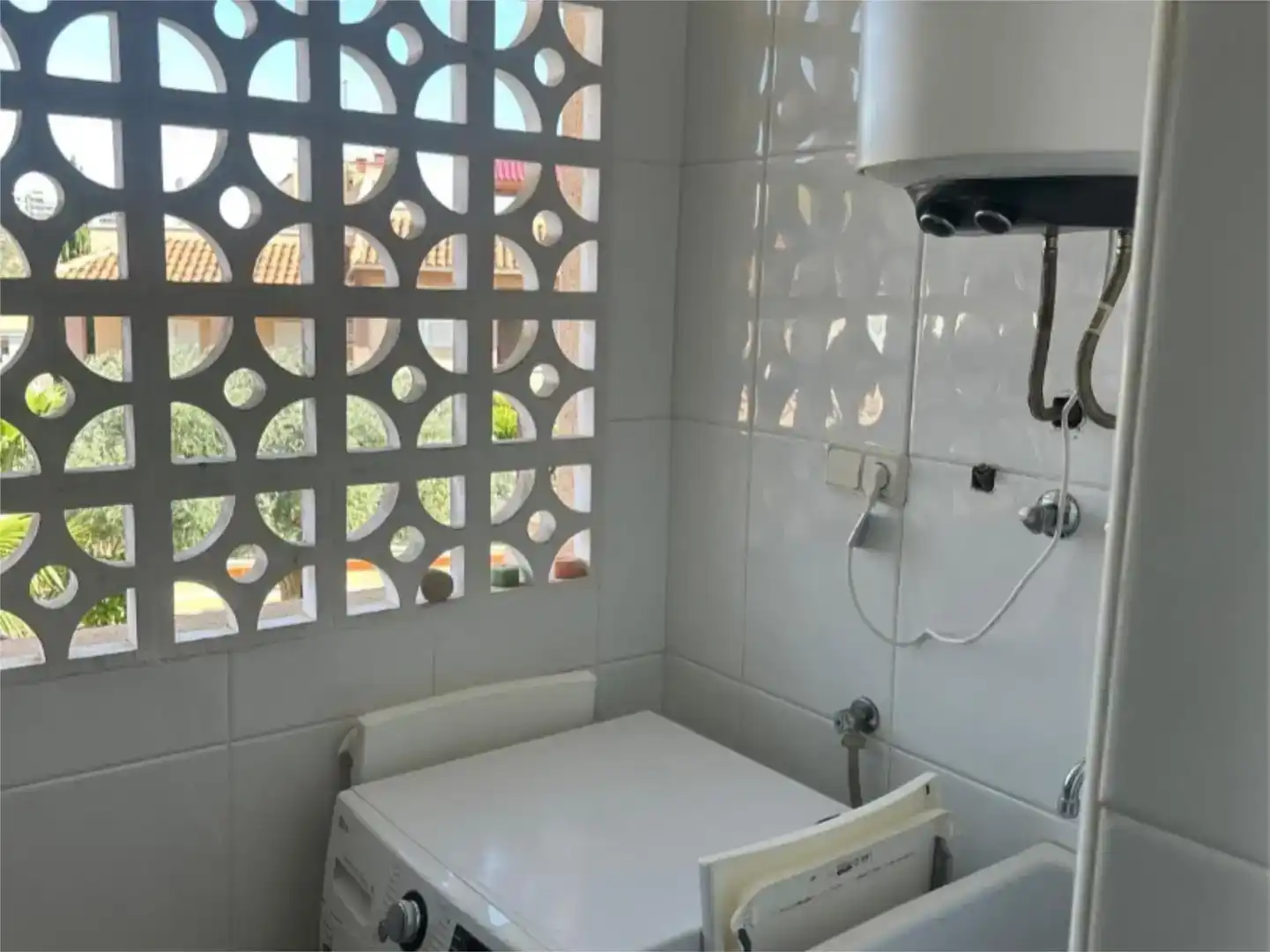 Bany de Pis en venda en Santa Pola amb Piscina