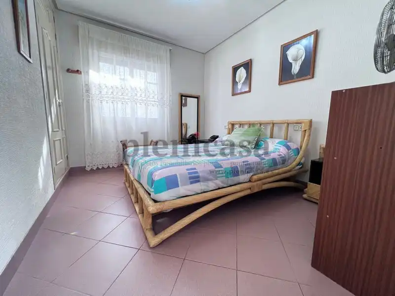 Dormitori de Casa o xalet en venda en Punta Umbría amb Aire condicionat, Calefacció i Jardí privat