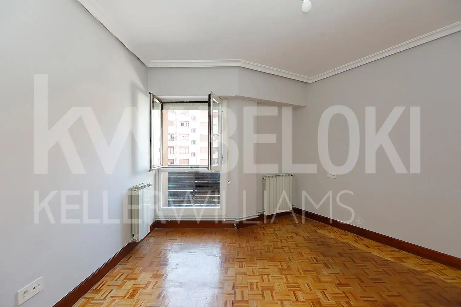Flat with terrace for sale in Luis de Uranzu Kalea, imagen 17