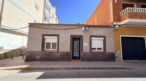 CASA DE PUEBLO EN ROJALES REFORMADA
