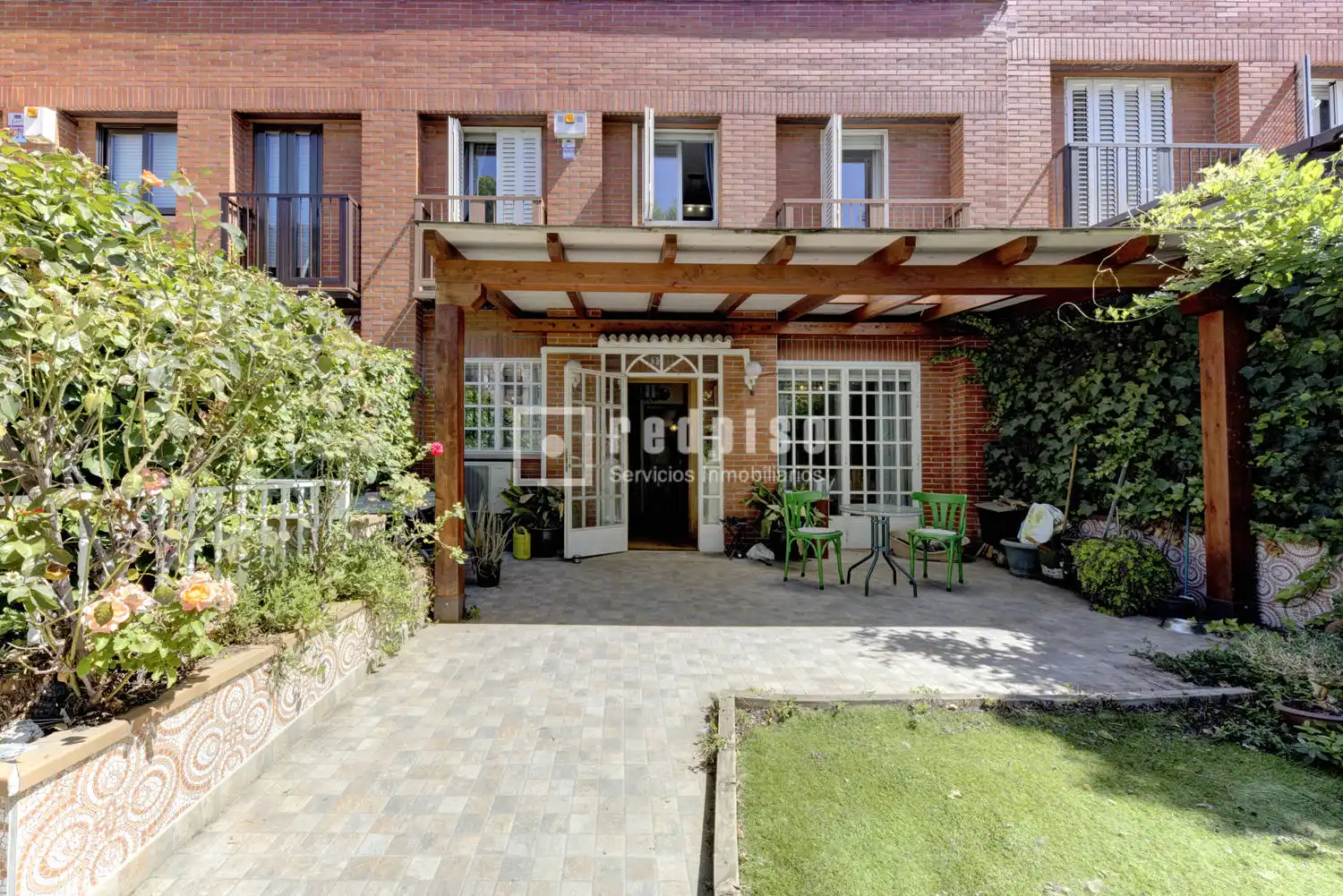 Garden of Houses for sale in Pozuelo de Alarcón  with Heating, Private garden and Terrace