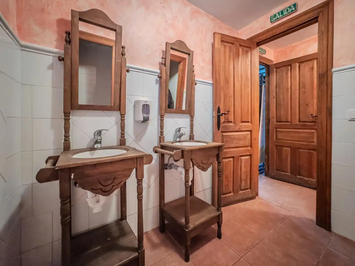 Bathroom of Country homes for sale in Briviesca  with Heating, Private garden and Terrace
