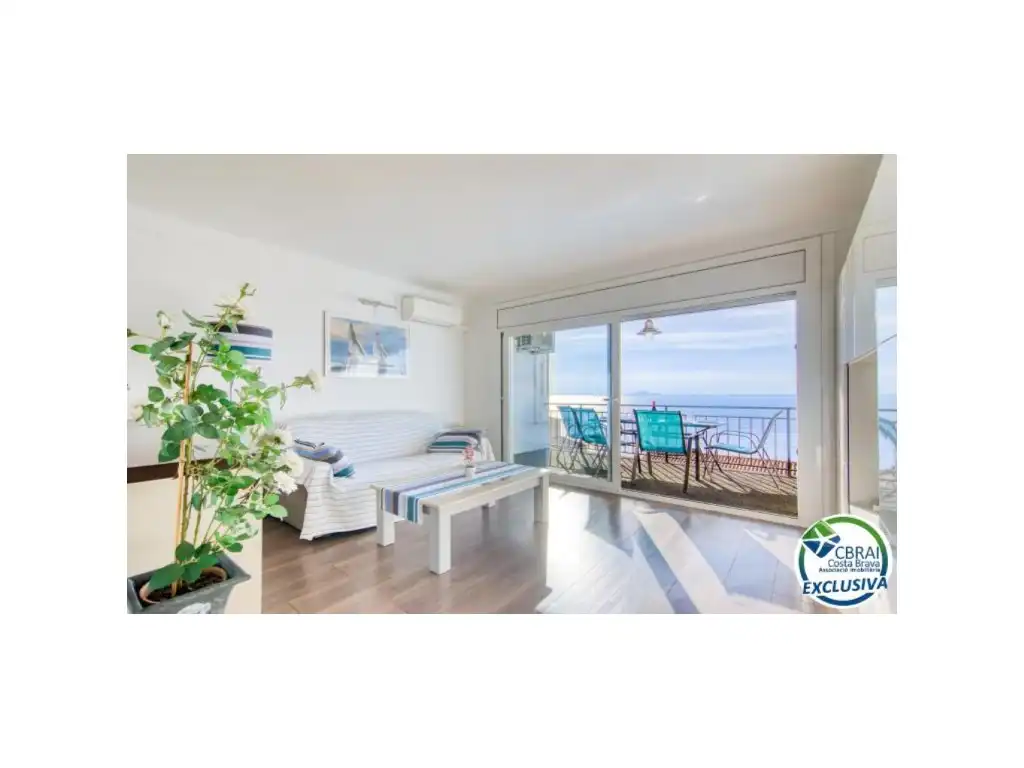 Flat for sale in Calle De Manuel Mila I Fontanal 30