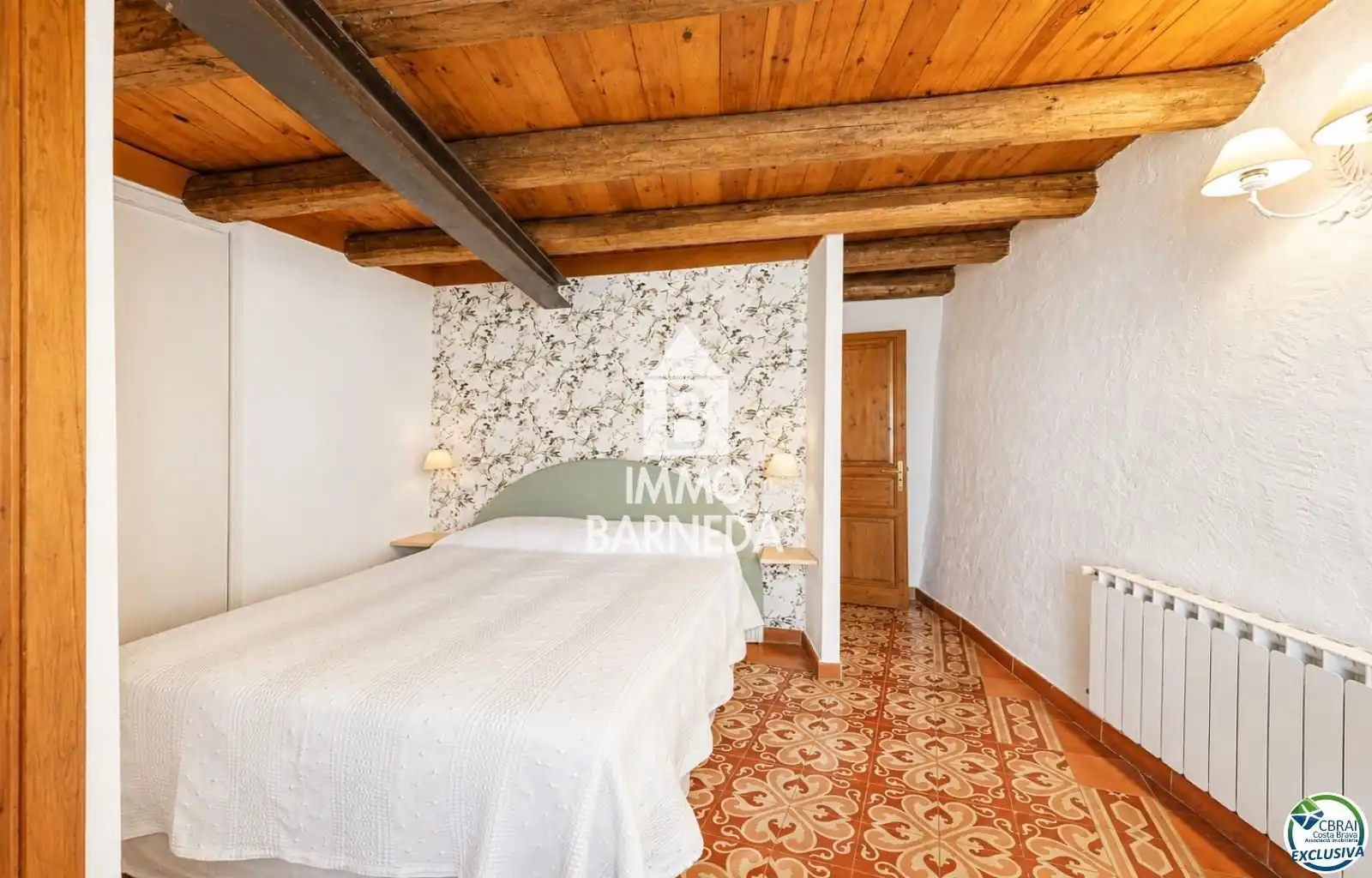 Dormitori de Casa o xalet en venda en Fortià amb Calefacció i Balcó