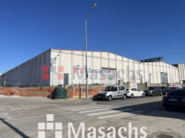Nave industrial en Alquiler en Espai Tolra - Els Pedrissos - Can Carner