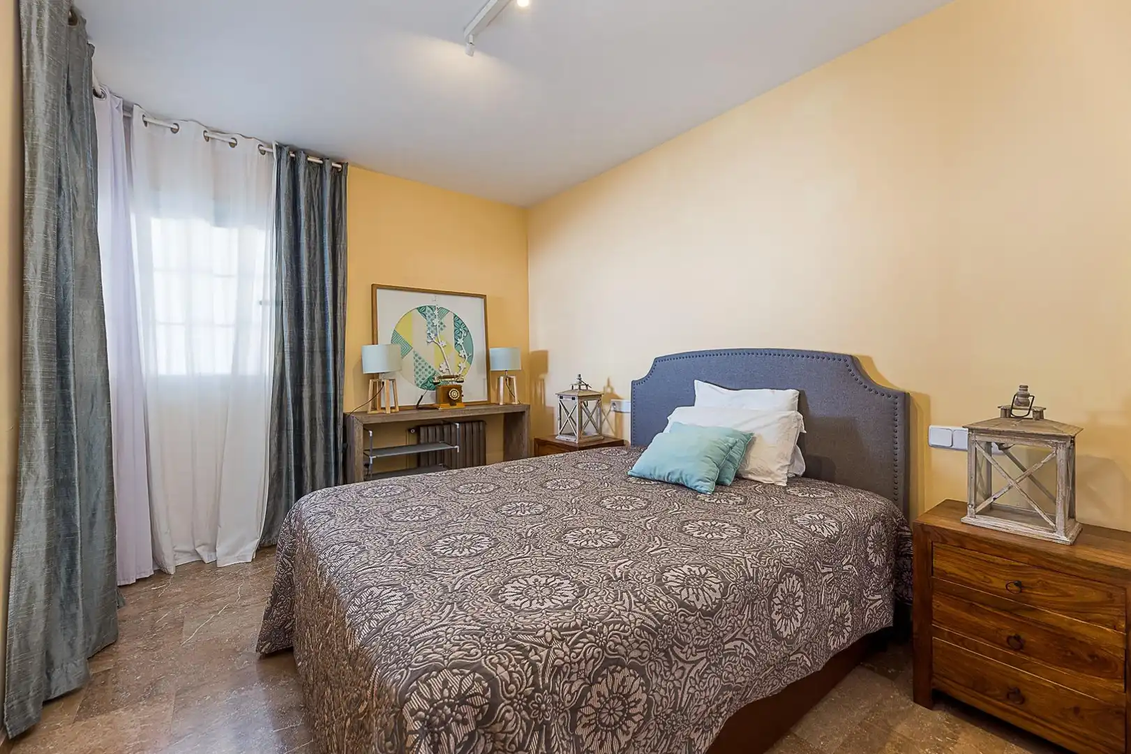 Habitación de Casa adosada en venta en Calvià con Aire acondicionado, Calefacción y Jardín privado