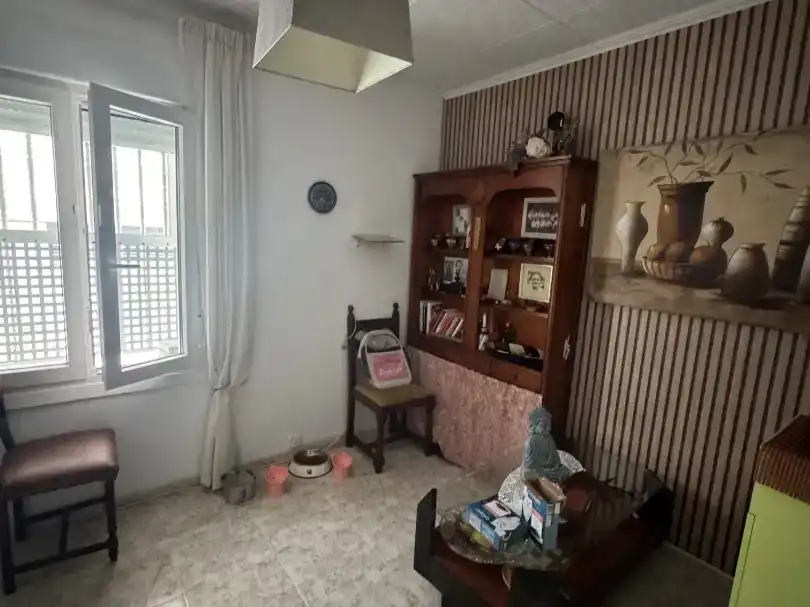 Flat for sale in Amposta  with Air Conditioner, Storage room and Furnished