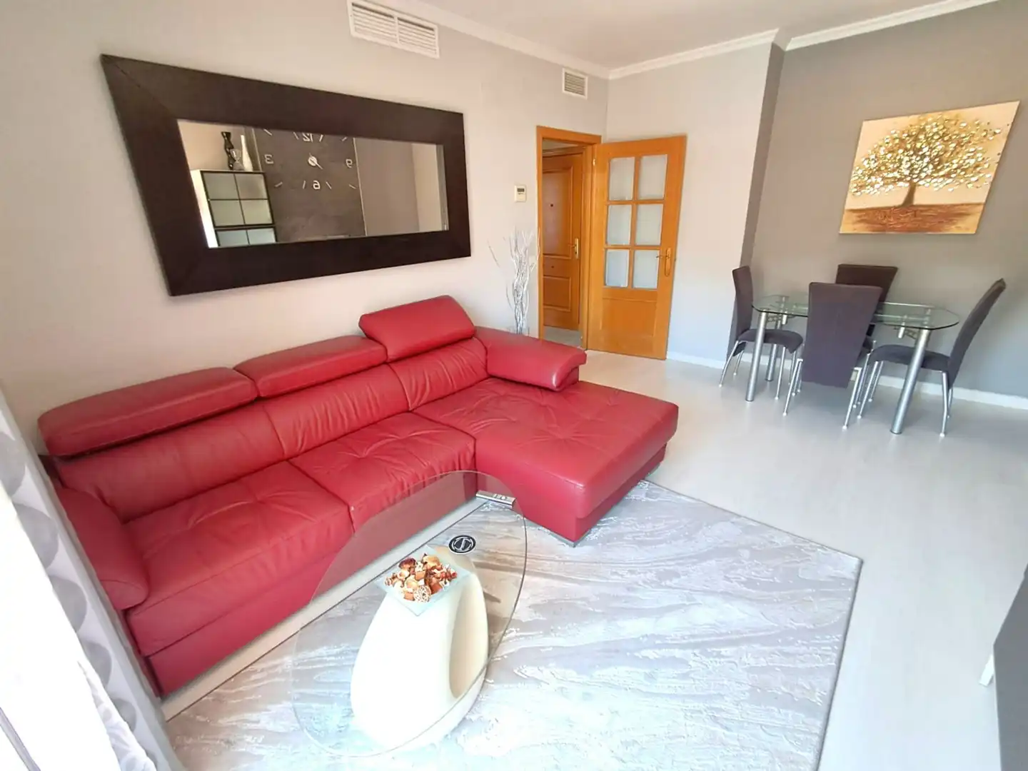 Sala d'estar de Apartament en venda en Benalmádena amb Aire condicionat, Calefacció i Piscina comunitària