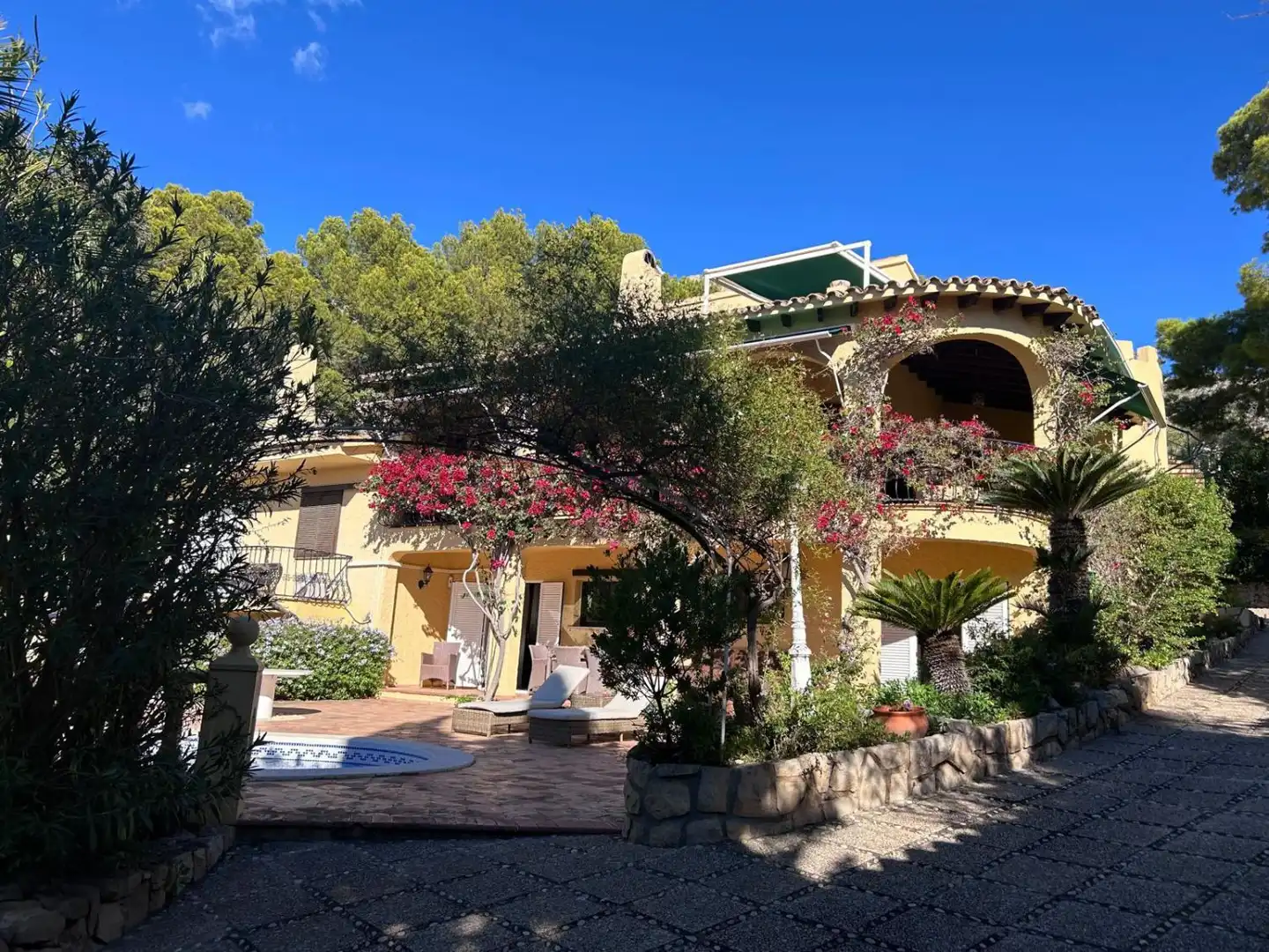 Vista exterior de Casa o chalet en venta en Altea con Aire acondicionado, Terraza y Trastero
