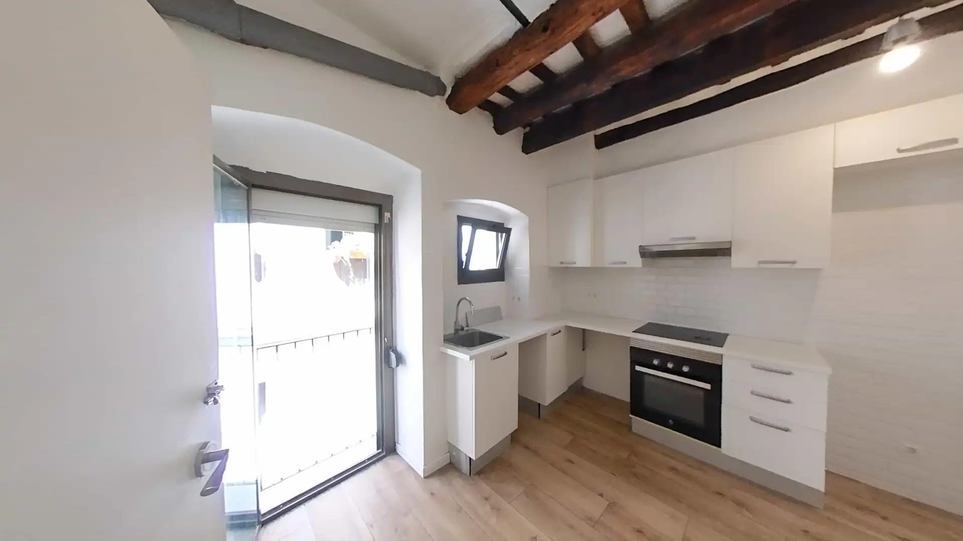 Kitchen of Flat for sale in Vilanova i la Geltrú  with Heating and Parquet flooring