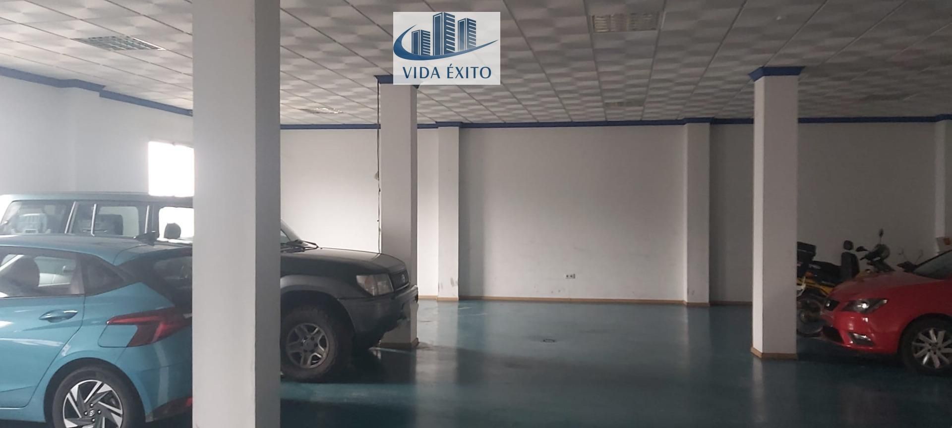 Aparcament de Local en venda en Valdepeñas de Jaén