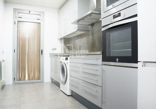 Kitchen of Flat for sale in Badalona  with Air Conditioner, Heating and Parquet flooring