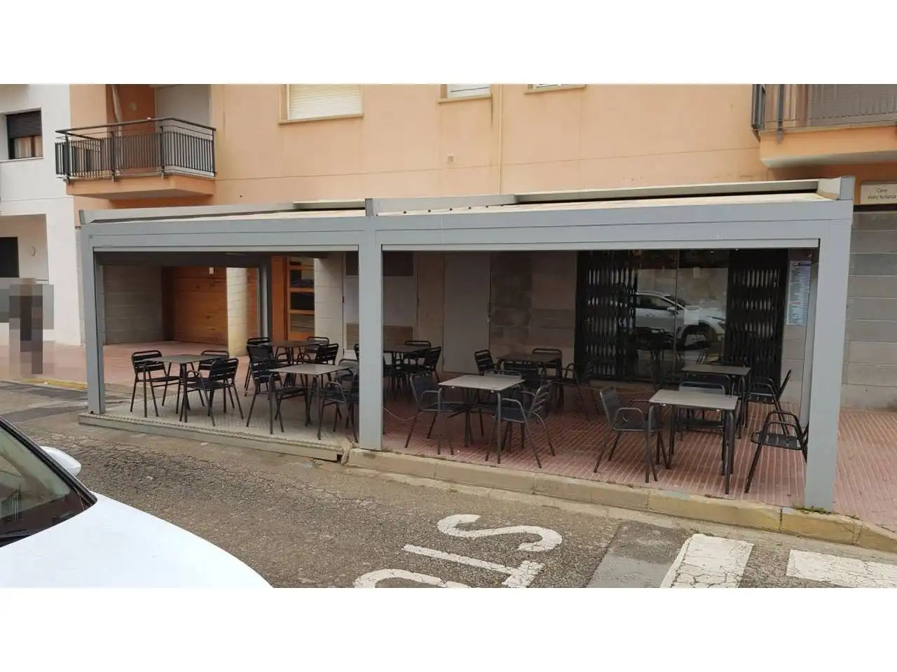 Business premises for sale in Avenida costa brava 7