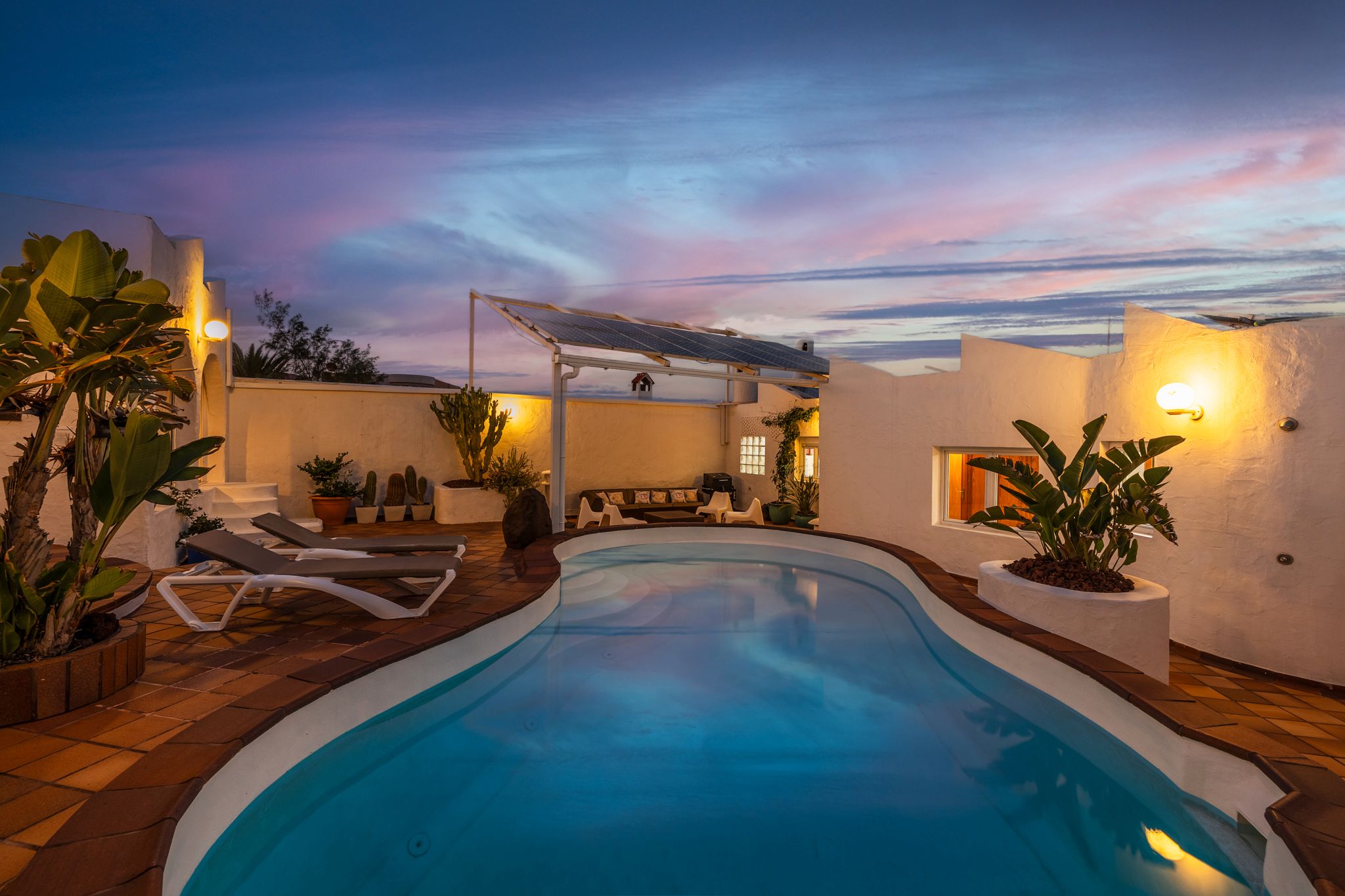 Piscina de Casa o xalet en venda en Telde amb Jardí privat, Terrassa i Piscina