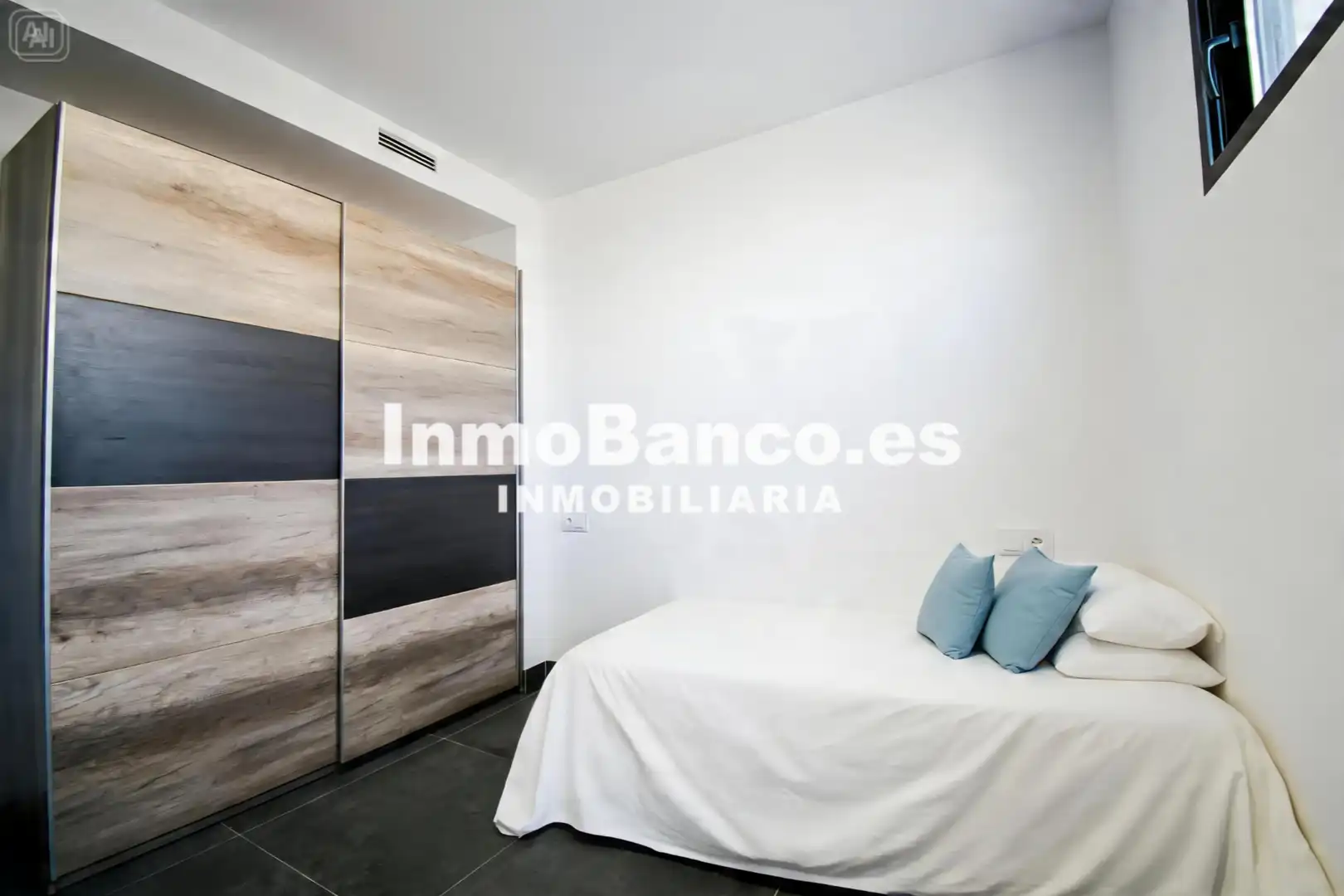 Bedroom of Houses for sale in Torrent  with Air Conditioner, Heating and Private garden